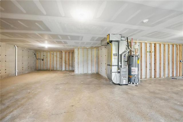 1813 Halls Creek Avenue, Raymore, MO 64083