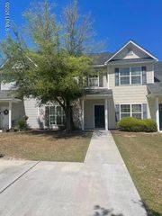 17 Running Oak Drive, Bluffton, SC 29910