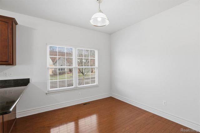 37225 Berkleigh Court, Farmington Hills, MI 48331