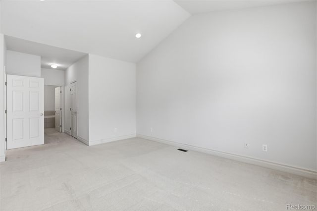 37225 Berkleigh Court, Farmington Hills, MI 48331