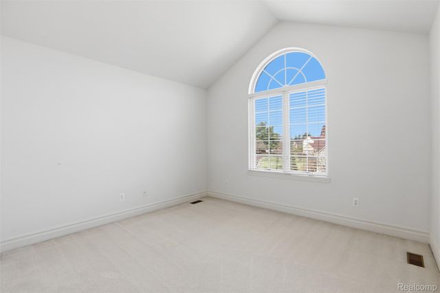 37225 Berkleigh Court, Farmington Hills, MI 48331