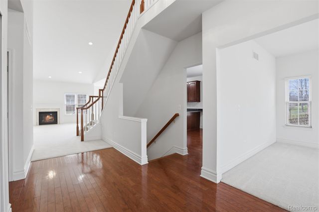37225 Berkleigh Court, Farmington Hills, MI 48331