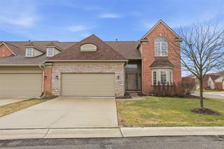 37225 Berkleigh Court, Farmington Hills, MI 48331