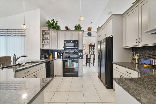 2382 QUEENSWOOD CIRCLE, Kissimmee, FL 34743