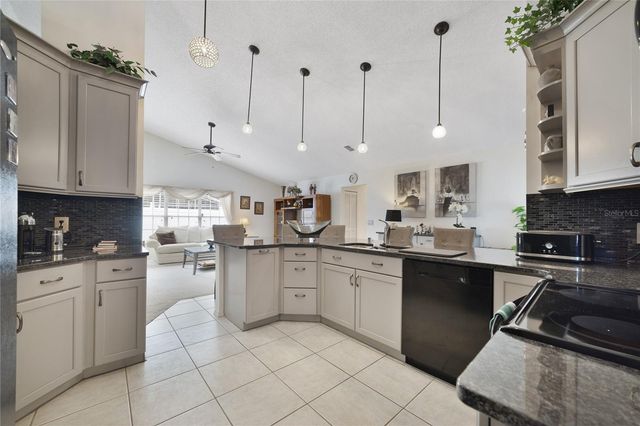 2382 QUEENSWOOD CIRCLE, Kissimmee, FL 34743