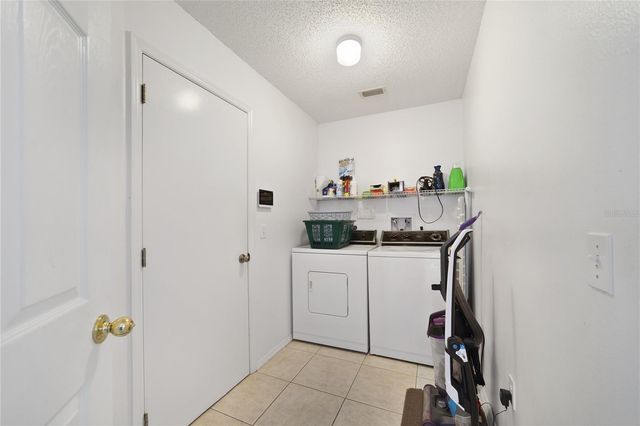 2382 QUEENSWOOD CIRCLE, Kissimmee, FL 34743