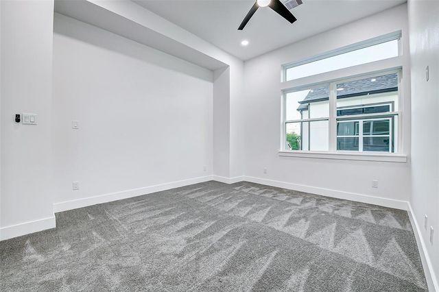 1913 Hoskins Drive J, Houston, TX 77080