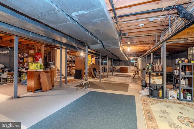 20 SAPPHIRE DR, West Windsor, NJ 08550