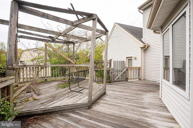 20 SAPPHIRE DR, West Windsor, NJ 08550