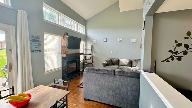 16026 Bormet Drive, Tinley Park, IL 60477
