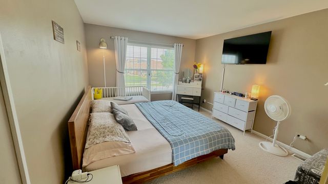 16026 Bormet Drive, Tinley Park, IL 60477