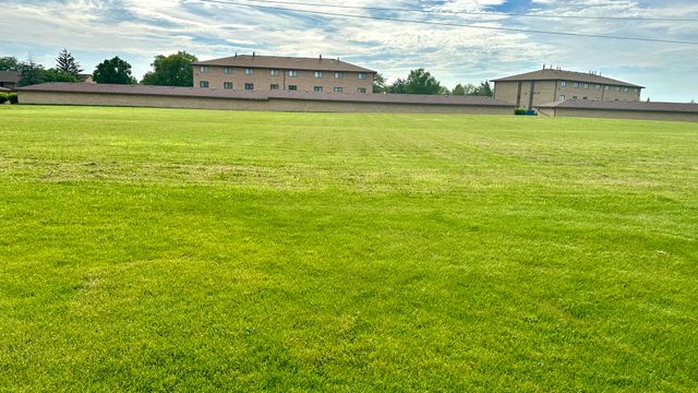 16026 Bormet Drive, Tinley Park, IL 60477