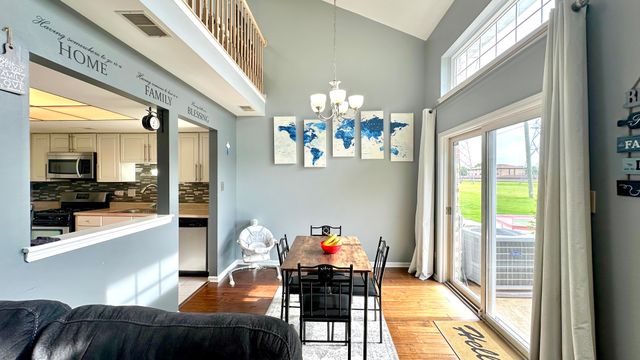 16026 Bormet Drive, Tinley Park, IL 60477