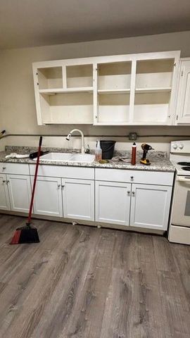 8903 Winner Road, Independence, MO 64053