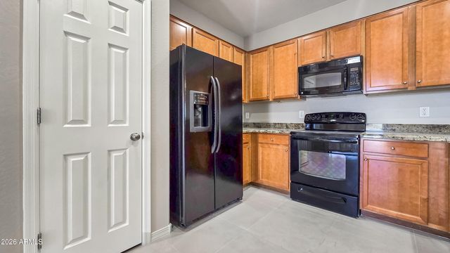 17878 W DESERT WIND Drive, Goodyear, AZ 85338