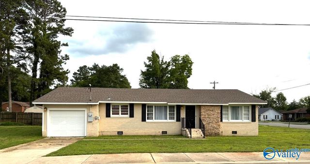 232 Main Street, Moulton, AL 35650