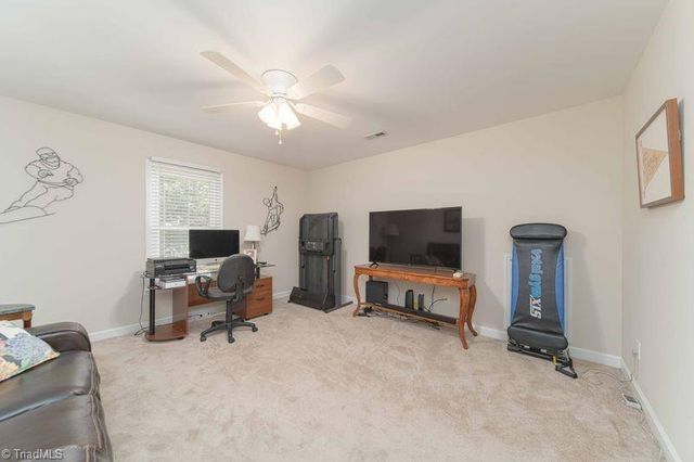 912 Wimberly Way Court, Kernersville, NC 27284