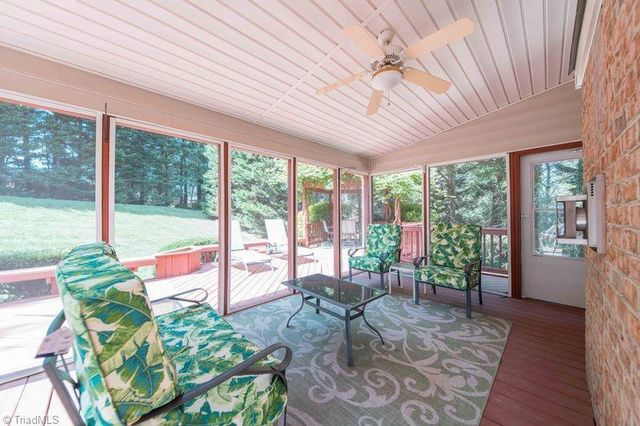 912 Wimberly Way Court, Kernersville, NC 27284