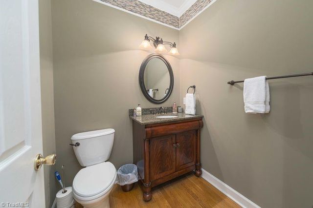 912 Wimberly Way Court, Kernersville, NC 27284