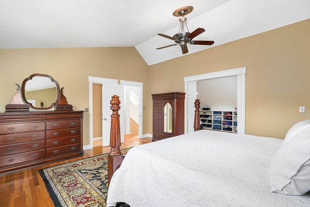 923 Main St, Northbridge, MA 01588