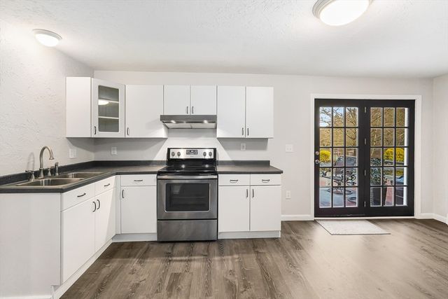 923 Main St, Northbridge, MA 01588