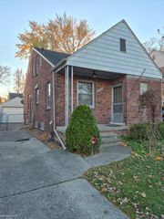 433 Madison Street, Grosse Pointe Farms, MI 48236