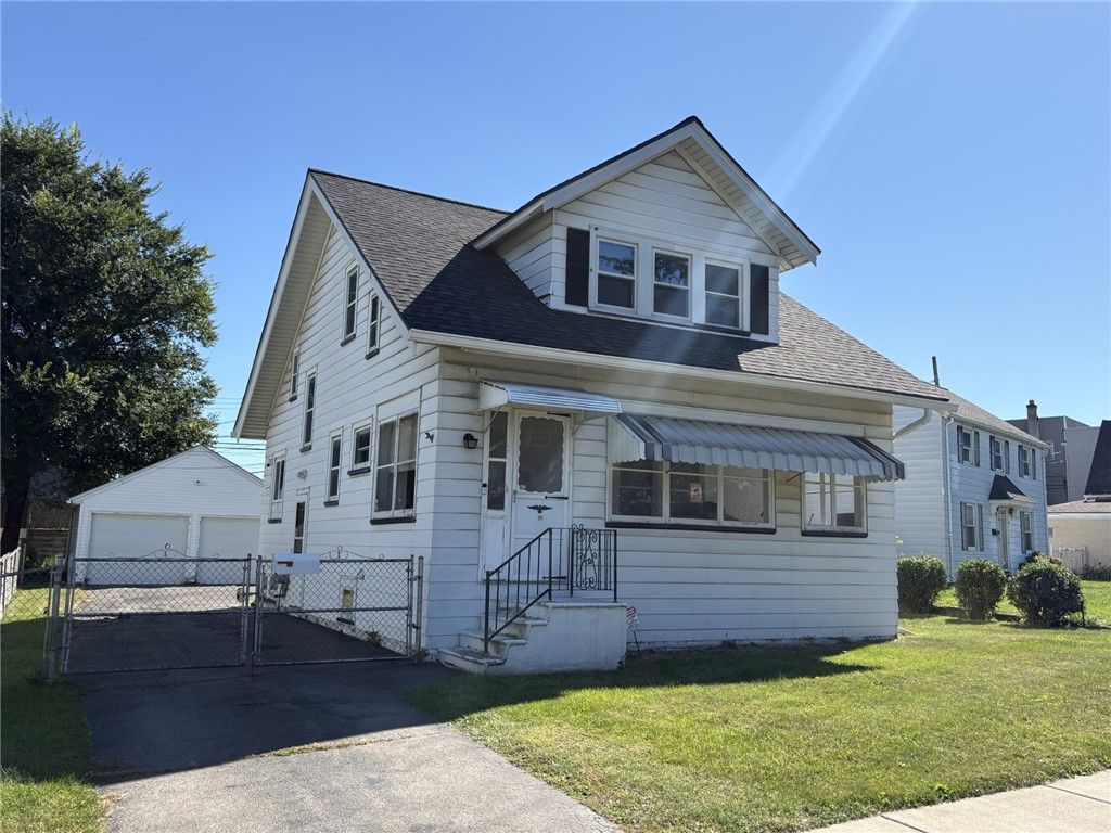 32 Walzer Road, Irondequoit, NY 14622