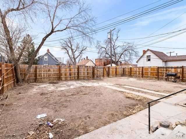 1118 E 6th St, Pueblo, CO 81001