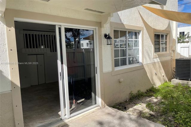 13990 SW 260 th st, Homestead, FL 33032