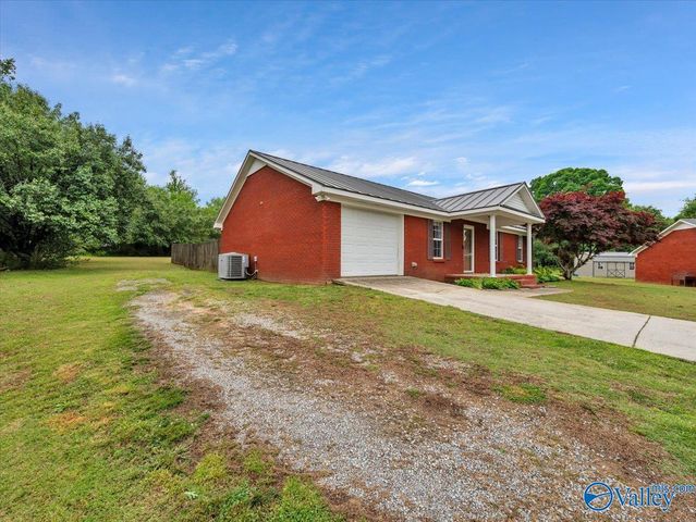 21656 Lovell Lane, Elkmont, AL 35620