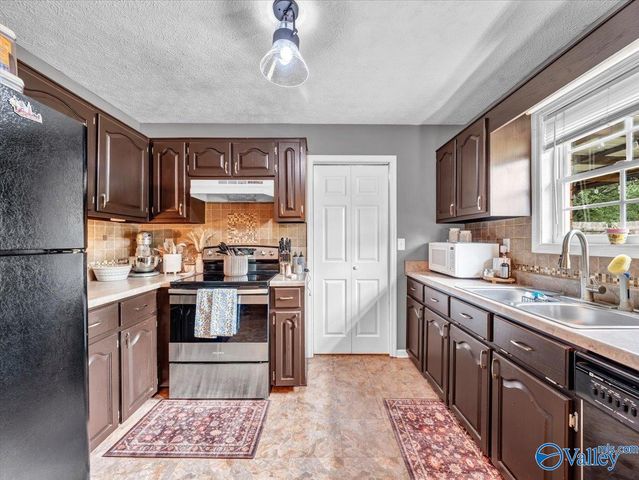 21656 Lovell Lane, Elkmont, AL 35620