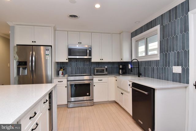 5 STATE RD, Rehoboth Beach, DE 19971