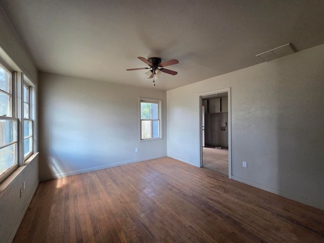614 39th Street, Lubbock, TX 79404