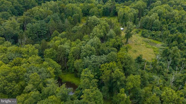 1702 BRIARWOOD LN, Quakertown, PA 18951