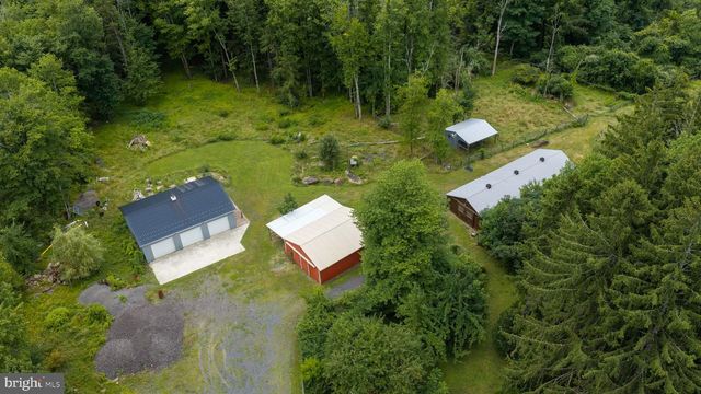 1702 BRIARWOOD LN, Quakertown, PA 18951