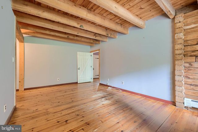 1702 BRIARWOOD LN, Quakertown, PA 18951