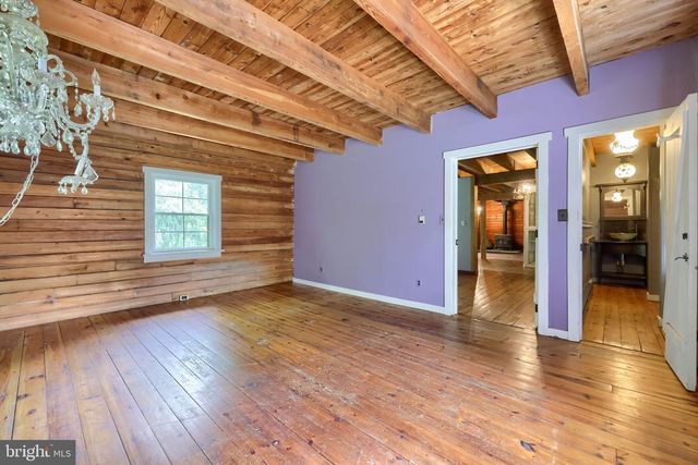 1702 BRIARWOOD LN, Quakertown, PA 18951