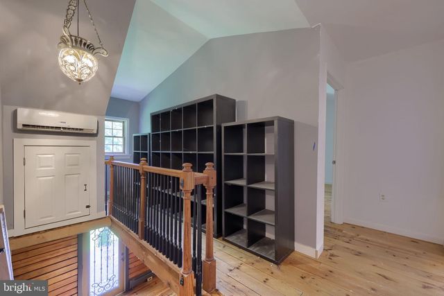 1702 BRIARWOOD LN, Quakertown, PA 18951