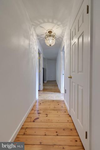 1702 BRIARWOOD LN, Quakertown, PA 18951