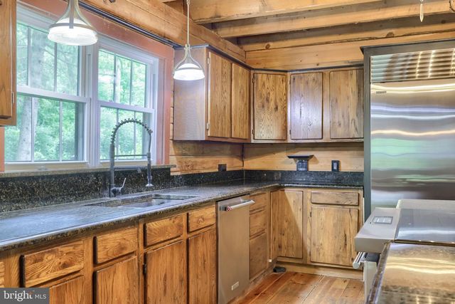 1702 BRIARWOOD LN, Quakertown, PA 18951