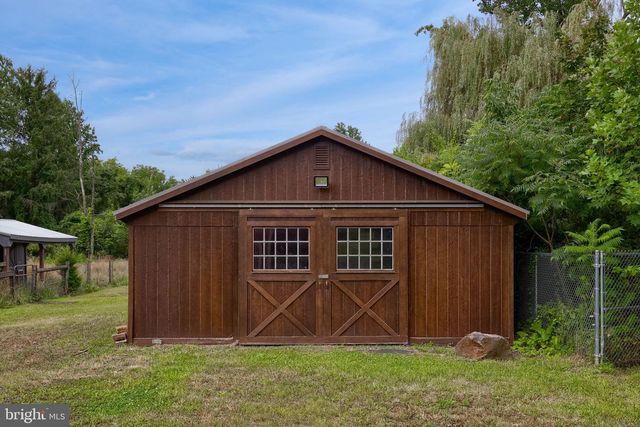 1702 BRIARWOOD LN, Quakertown, PA 18951