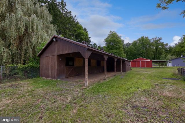 1702 BRIARWOOD LN, Quakertown, PA 18951