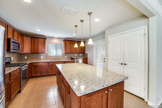 13058 Salt Fork, San Antonio, TX 78253