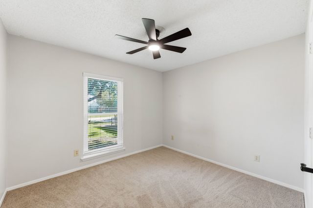 1933 Pin Oak Drive, Flower Mound, TX 75028
