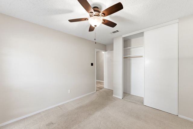 1933 Pin Oak Drive, Flower Mound, TX 75028
