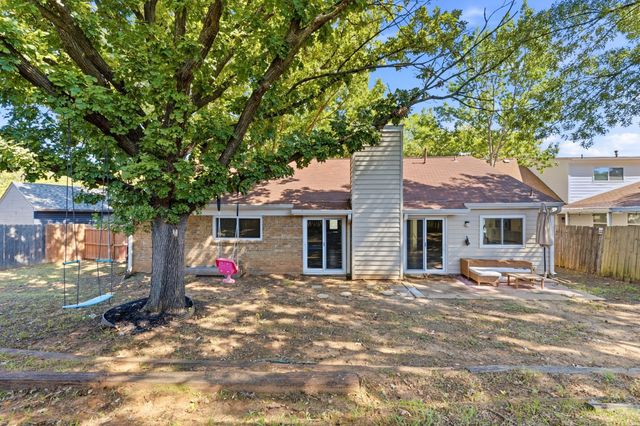 1933 Pin Oak Drive, Flower Mound, TX 75028