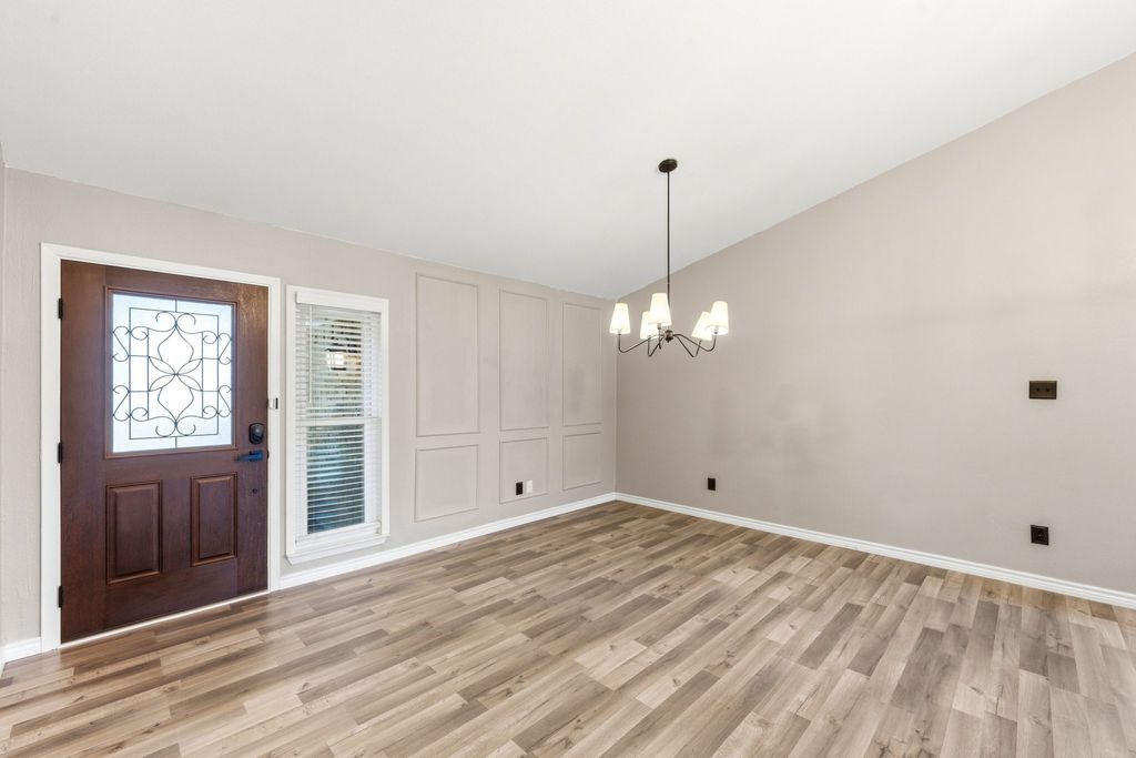 1933 Pin Oak Drive, Flower Mound, TX 75028 — photo 3