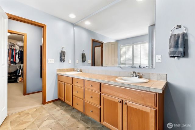 4309 Pilatus Avenue SE, Lacey, WA 98503
