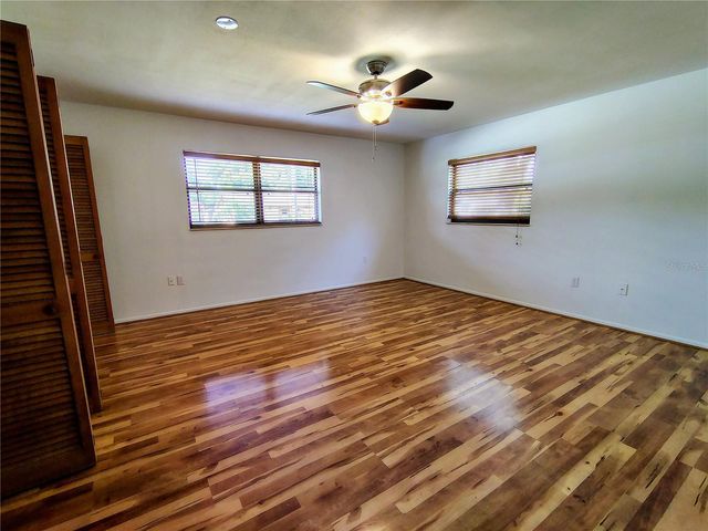 1240 CR 463, Lake Panasoffkee, FL 33538