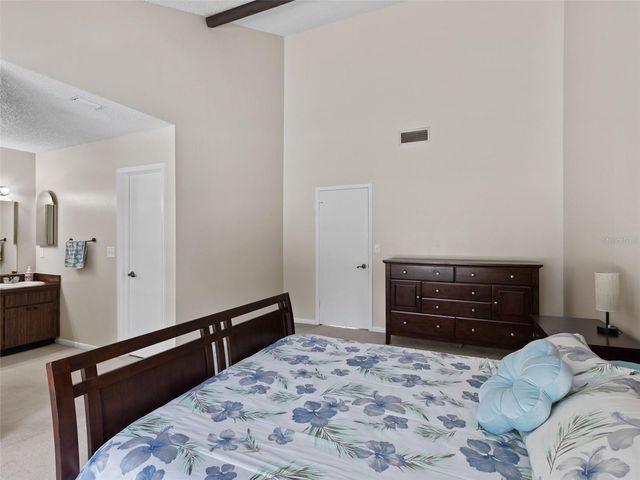 322 HOLLOWTREE DRIVE, Seffner, FL 33584